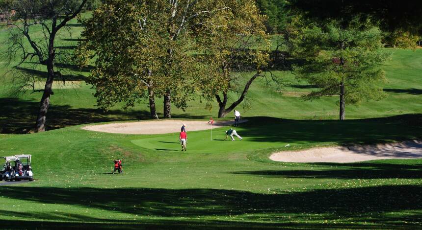 Lexington Golf & Country Club, Hole 2